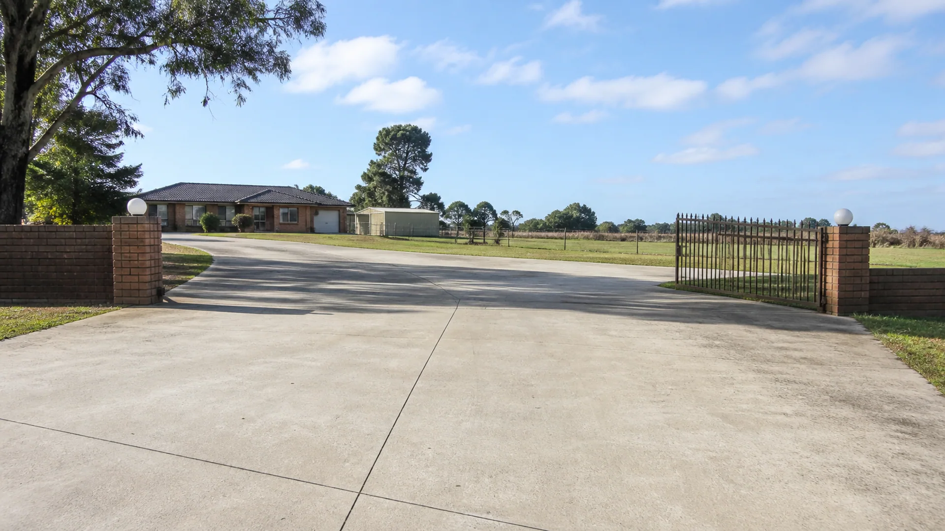 Completed concrete driveway serving Maroochydore, Queensland